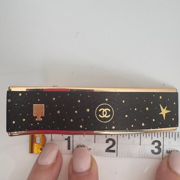 Women\'s Chanel Black & Gold Logo Star Print Hair Barrette Clip